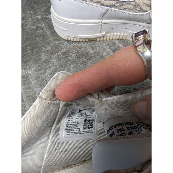 Nike Sneakers WOMENS SIZE 10 white Air Force 1 Pixel SE Zebra leather lace up - Picture 8 of 10